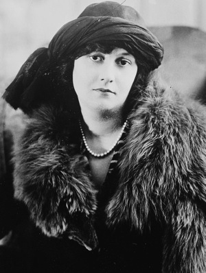 Elizabeth_Bibesco.jpg Elizabeth Bibesco